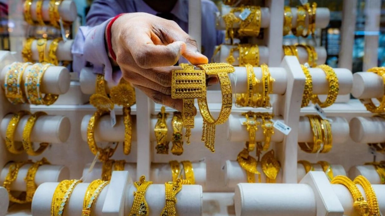 Gold Prices in UAE Rise at Week's Start Amid Global Trends