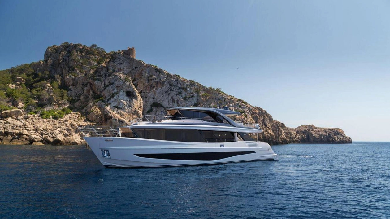 Princess Yachts Unveils the X90: A New Addition to the X Class Series