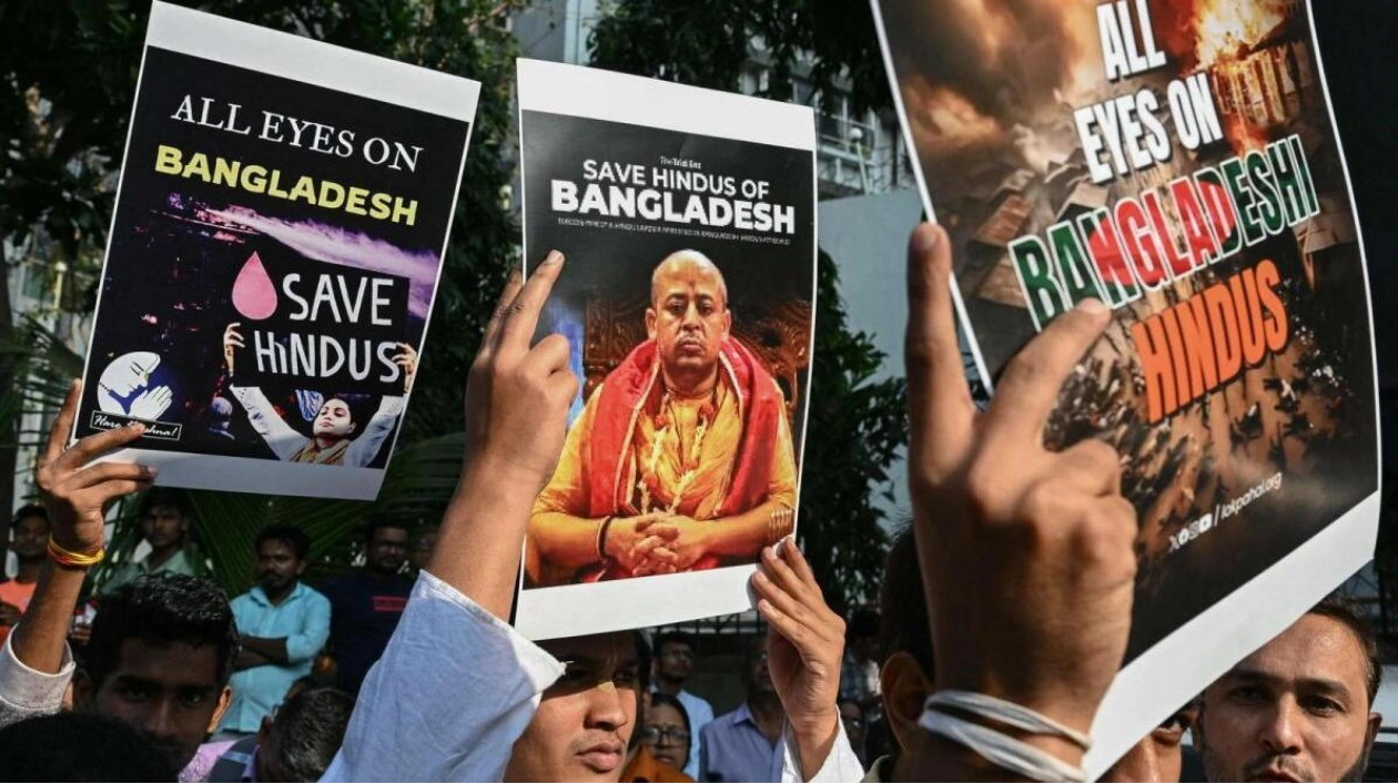 Protests Erupt in Mumbai Over Arrest of Hindu Monk in Bangladesh