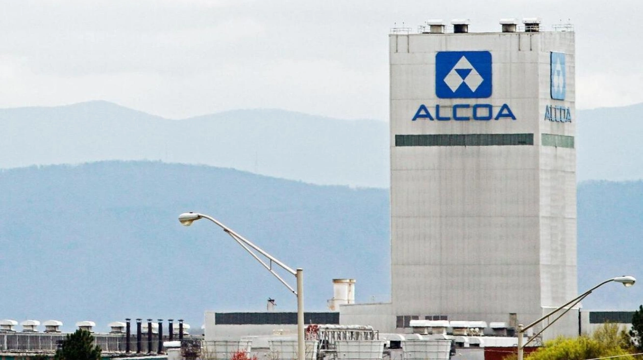 Alcoa to Sell 25.1% Stake in Ma'aden Joint Venture for $1.1 Billion