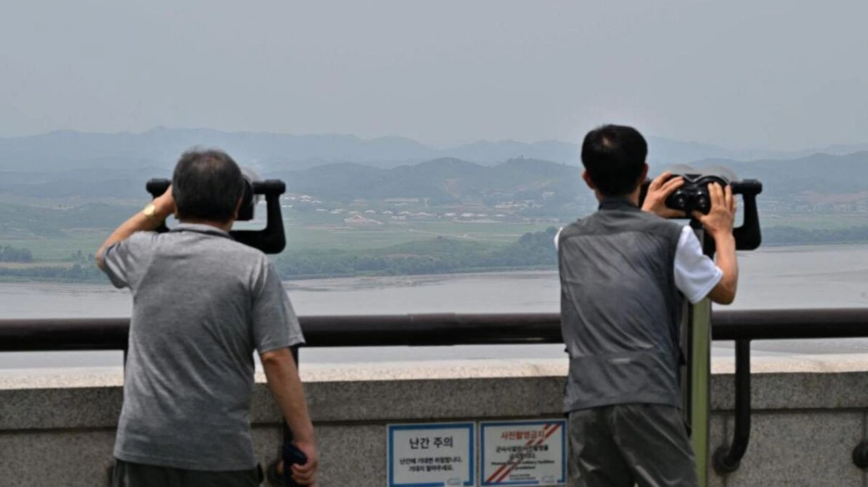 North Korean Defector Crosses Heavily Fortified Border to South