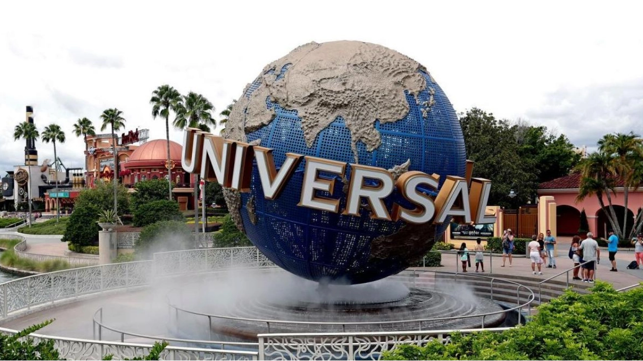 Comcast's Universal in Talks for UK Resort with Tax Incentives