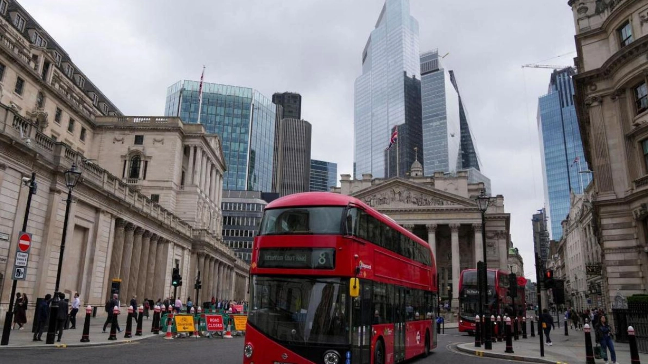 BoE's Delicate Dance with UK Treasury Amid Interest Rate Decisions