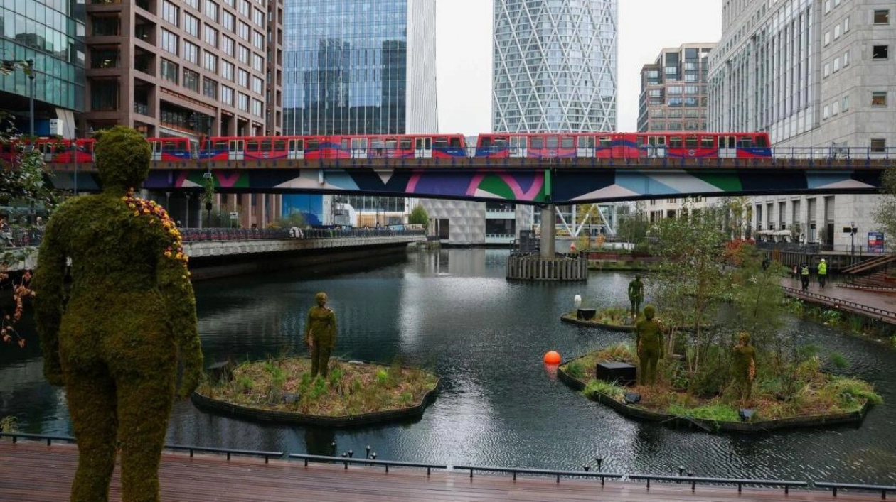 Canary Wharf Plans to Transform Vacant Offices into Hotels and More