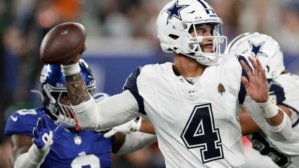 Dak Prescott Leads Cowboys to Seventh Straight Win Over Giants