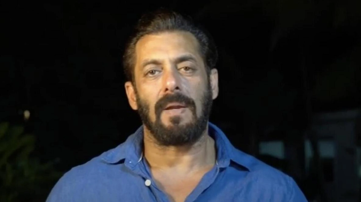 Salman Khan Recovers from Rib Injury During Sikandar Filming