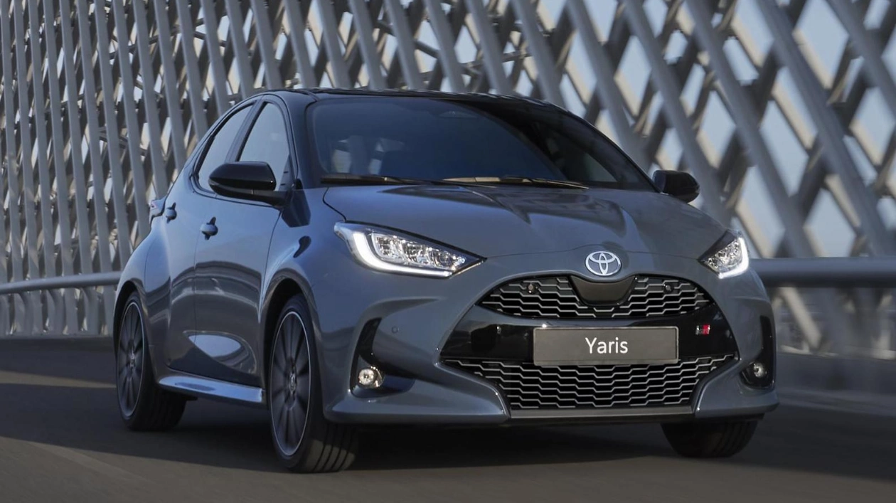 Toyota Yaris GR Sport 2025: Скромные обновления для успешной модели