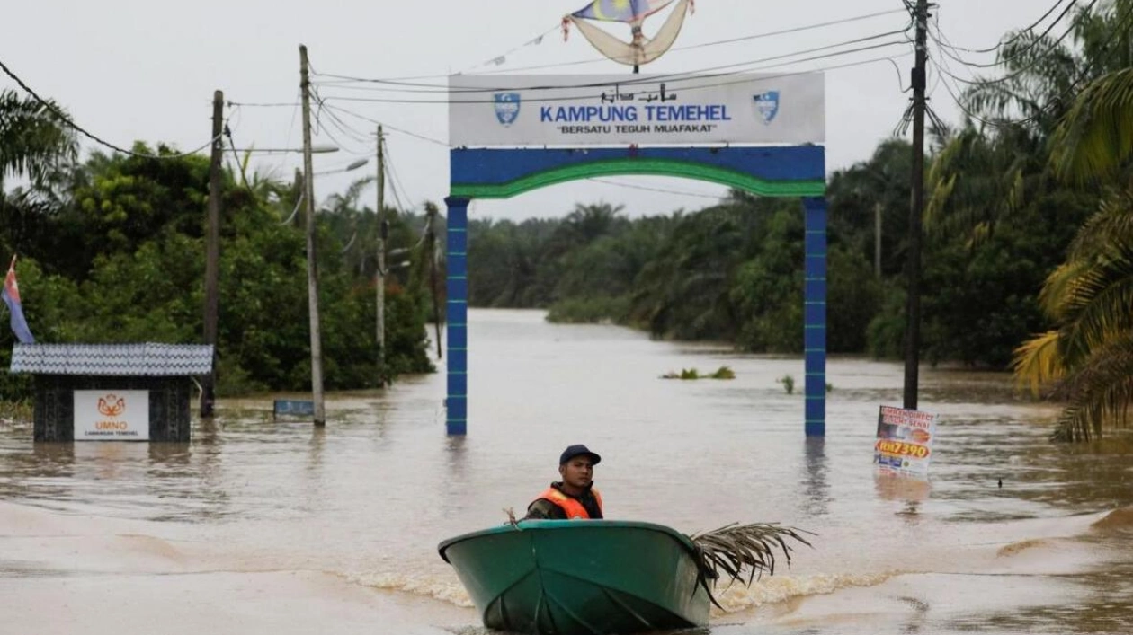 Flooding Affects Over 37,000 in Six Malaysian States