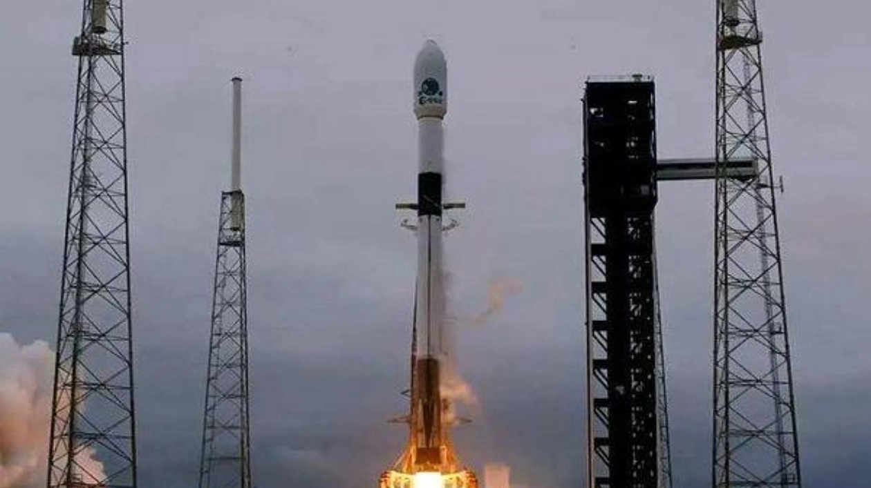 SpaceX успешно запустила европейскую АМС Hera к астероиду