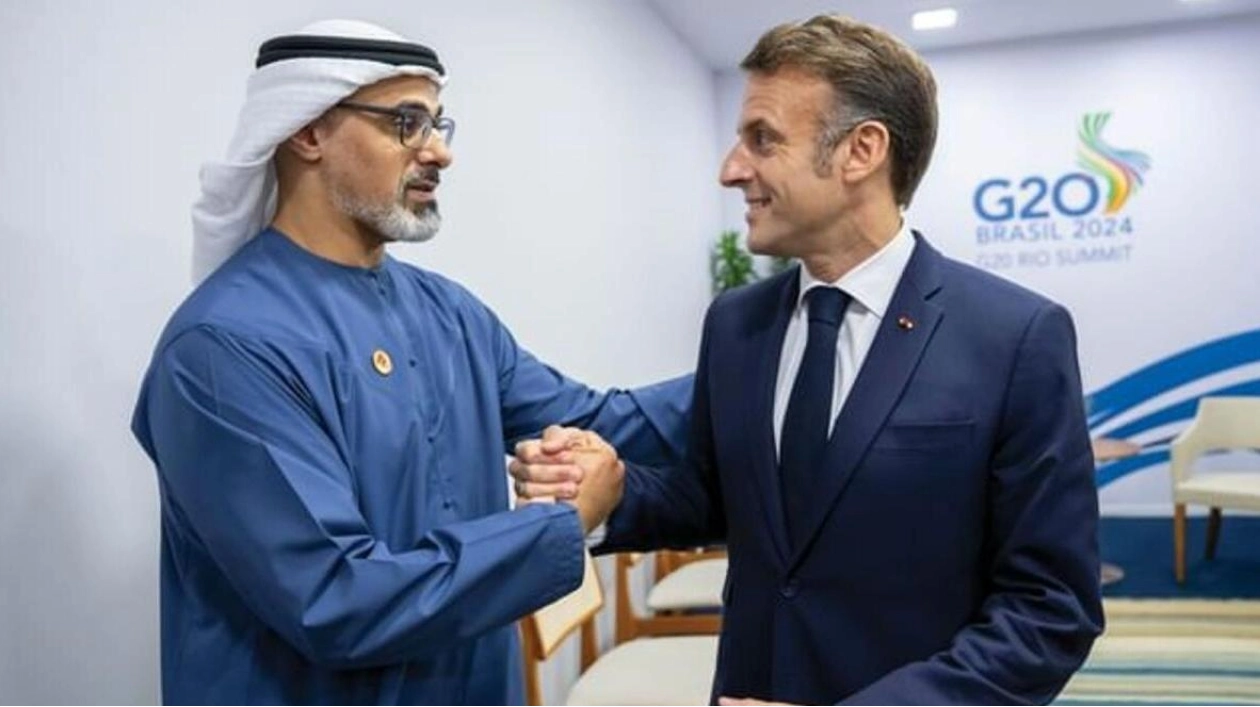 Sheikh Khaled Meets French President at G20 Summit