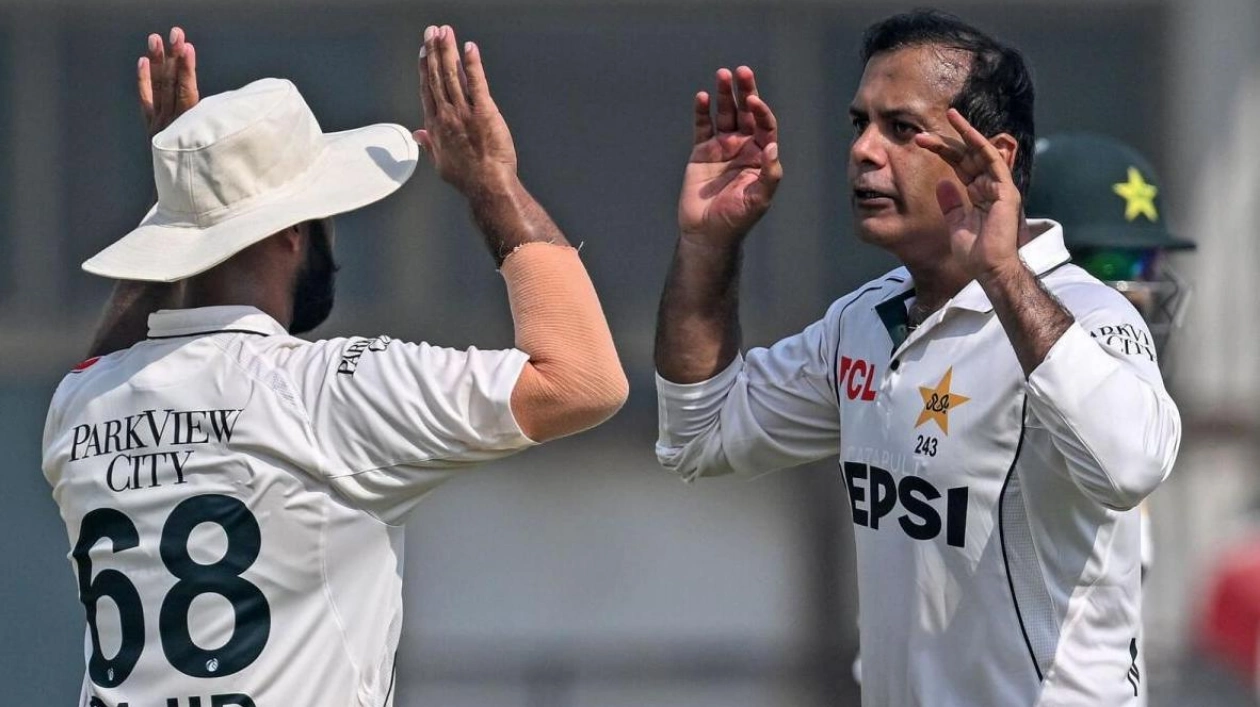 Pakistan's Spin Duo Dominates England in Multan Test