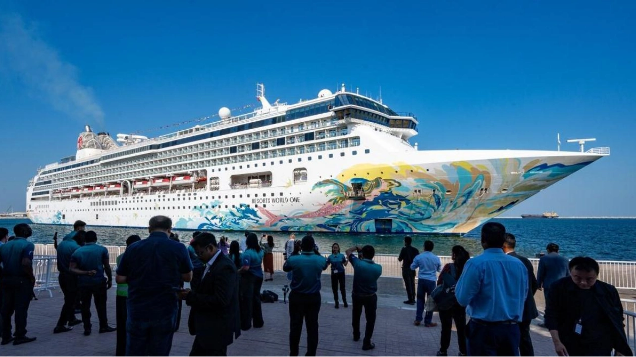 New Cruise Ship Arrives in UAE Offering Short Trips