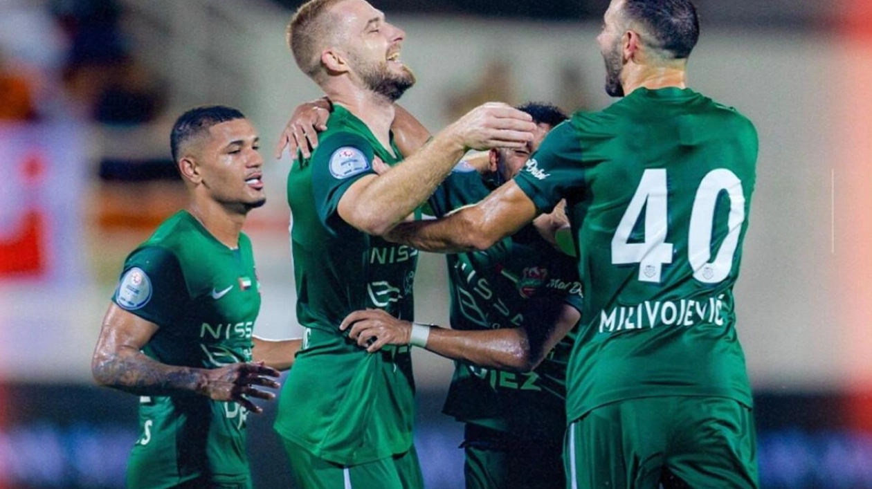 Shabab Al Ahli Triumphs in Thrilling 2-1 Victory Over Ajman