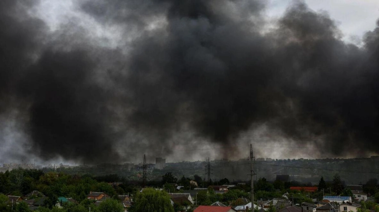 Russian Troops Capture Tymofiyivka and Strike Kharkiv