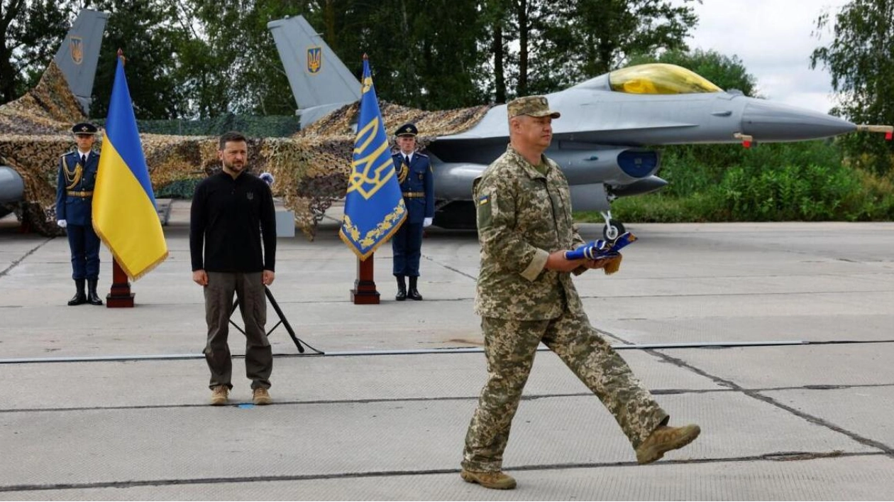 Zelensky Praises Ukrainian Army's Ability to Surprise and Achieve Results