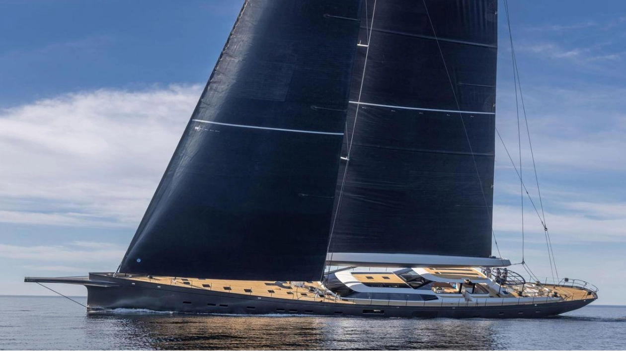 Ravenger Sailing Yacht Completes 10-Month Refit