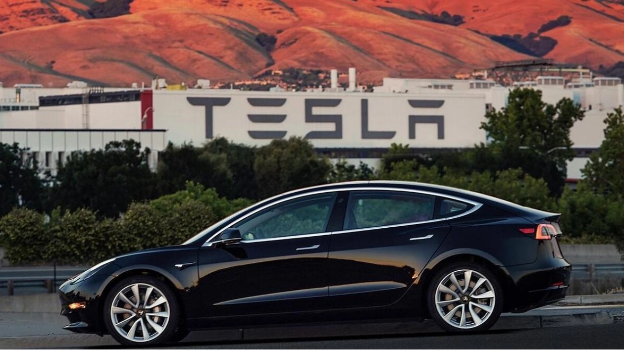 Tesla EVs May Miss Out on California Tax Credits