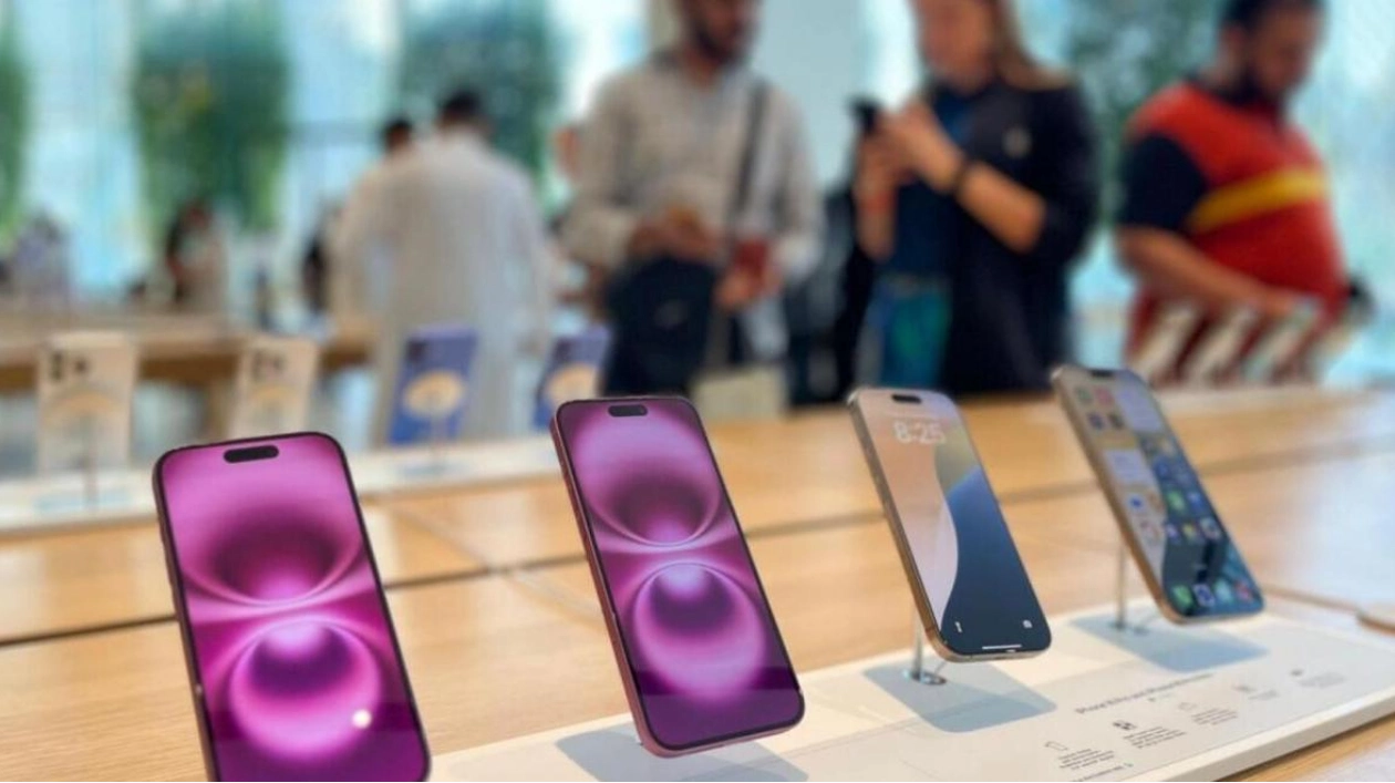 iPhone 16 Launch Sparks Excitement Across UAE