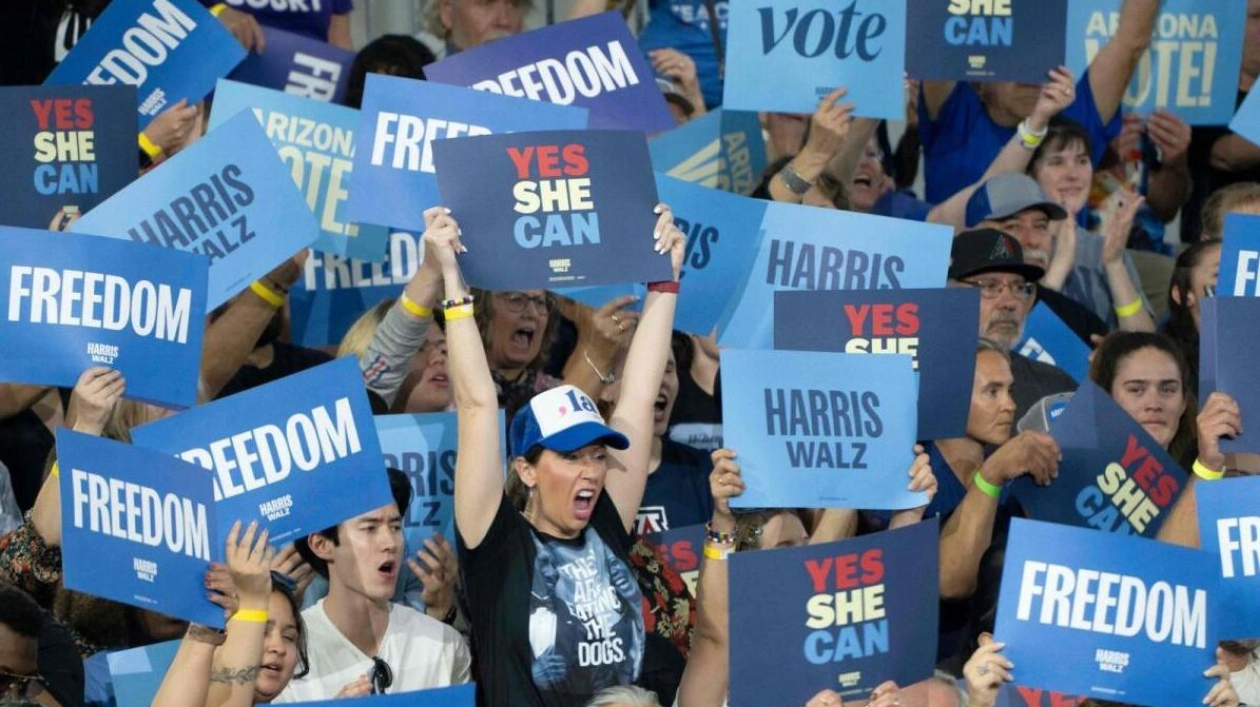 Obama Rallies for Harris in Arizona as Campaign Heats Up