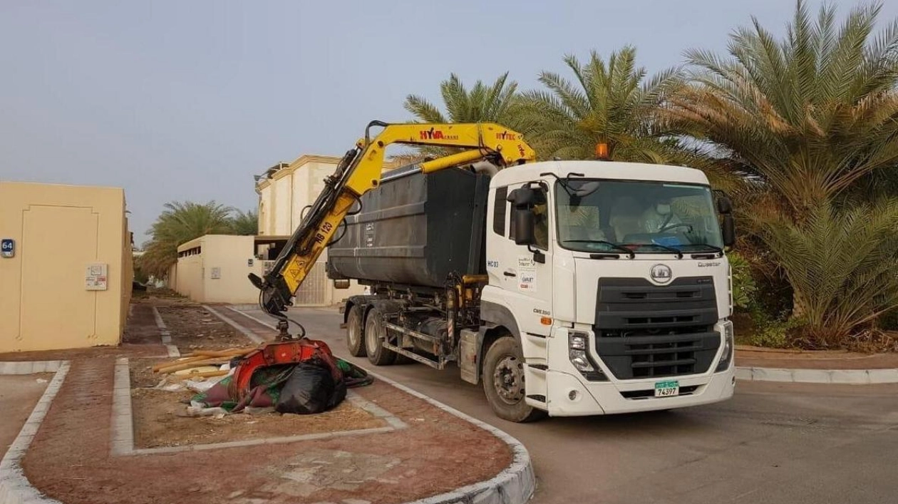 Over 3 Tonnes of Waste Removed from Abu Dhabi Canal