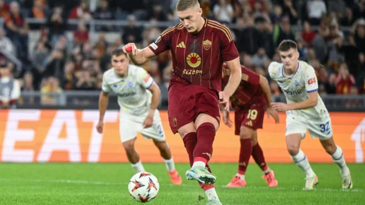 Dovbyk Penalty Seals Roma's First Europa League Win