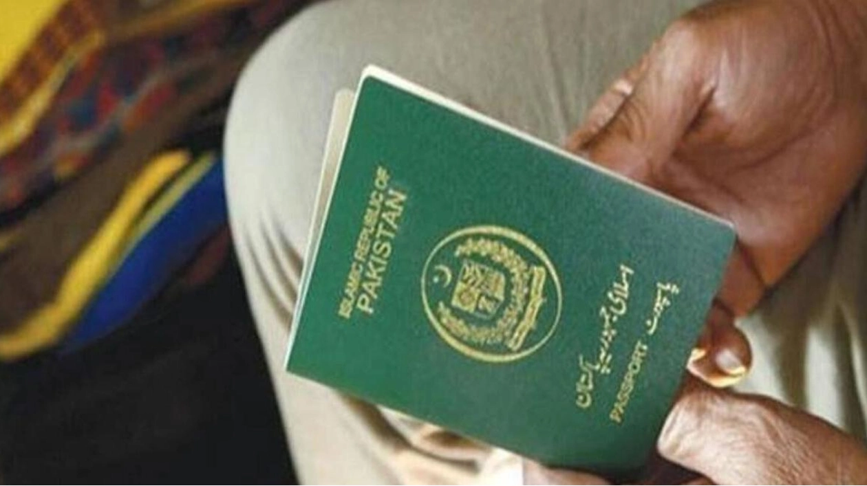 UAE Strengthens Visa Entry Requirements for Pakistani Visitors