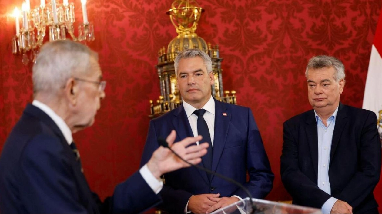 Austria's President Urges Compromise in Coalition Talks