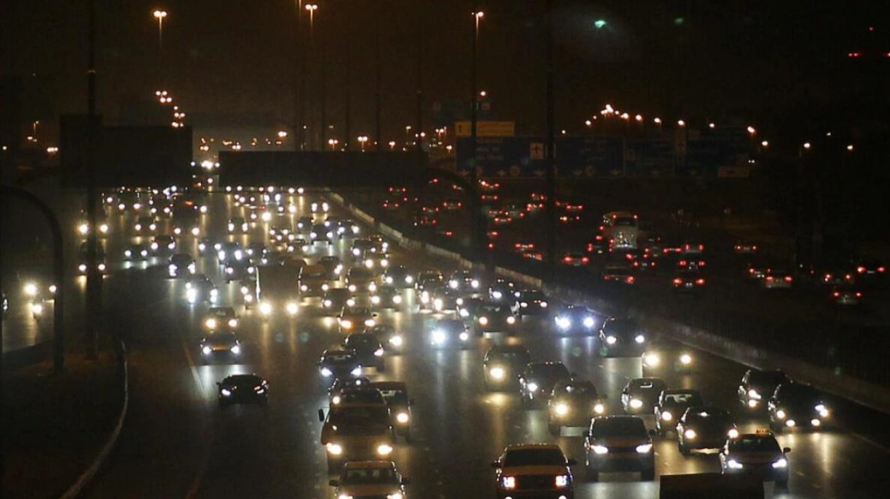 Dubai Police Warn Motorists of Accident on Sheikh Zayed Road