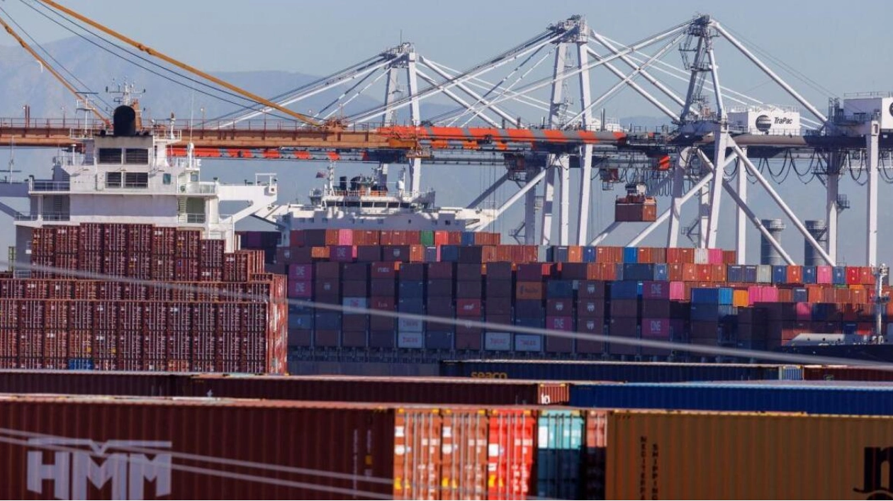 US Trade Deficit Narrows in June Amid Broad Export Rebound