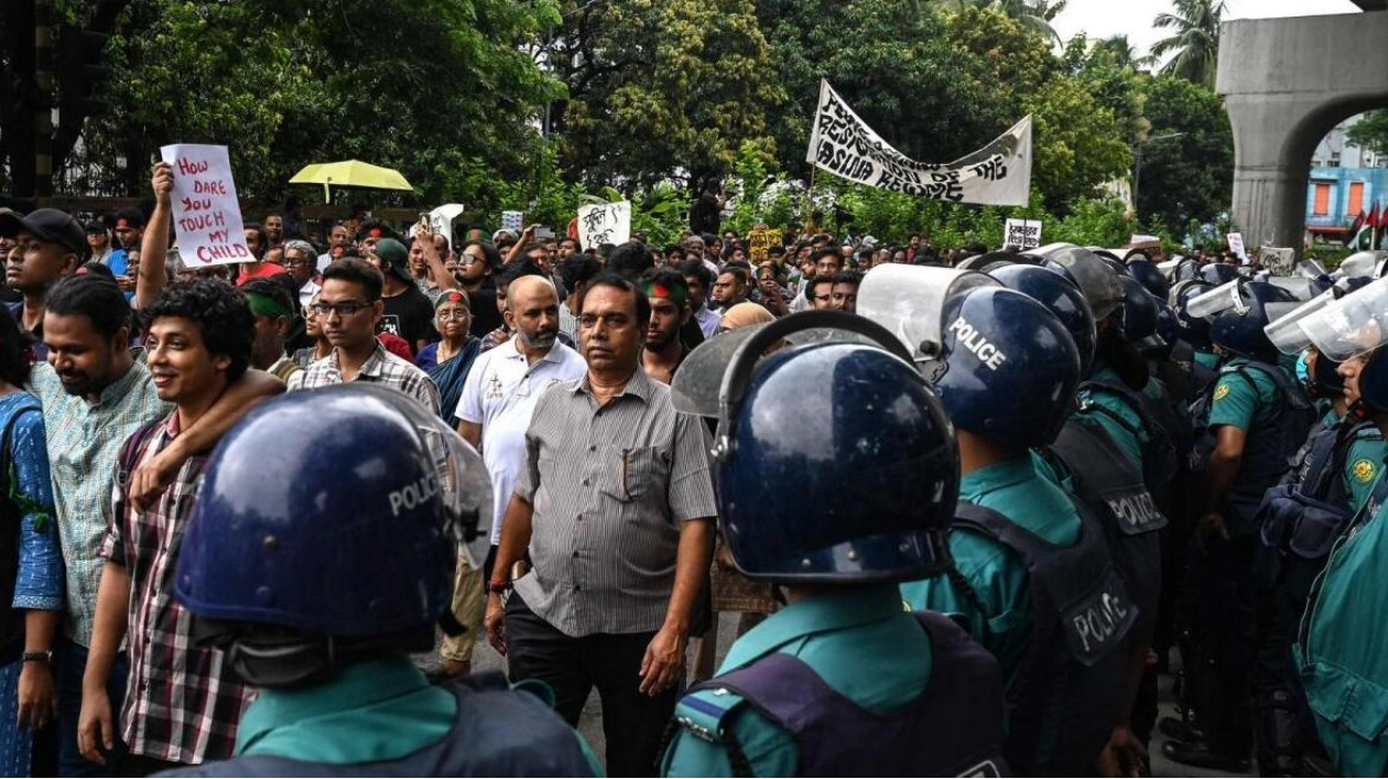 Bangladesh Protests: Calls for PM Hasina's Resignation Amid Clashes