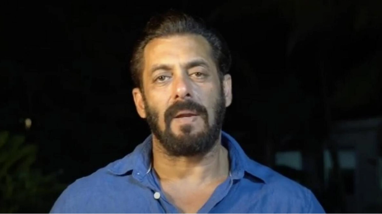 Salman Khan Headlines Da-Bangg Reloaded in Dubai