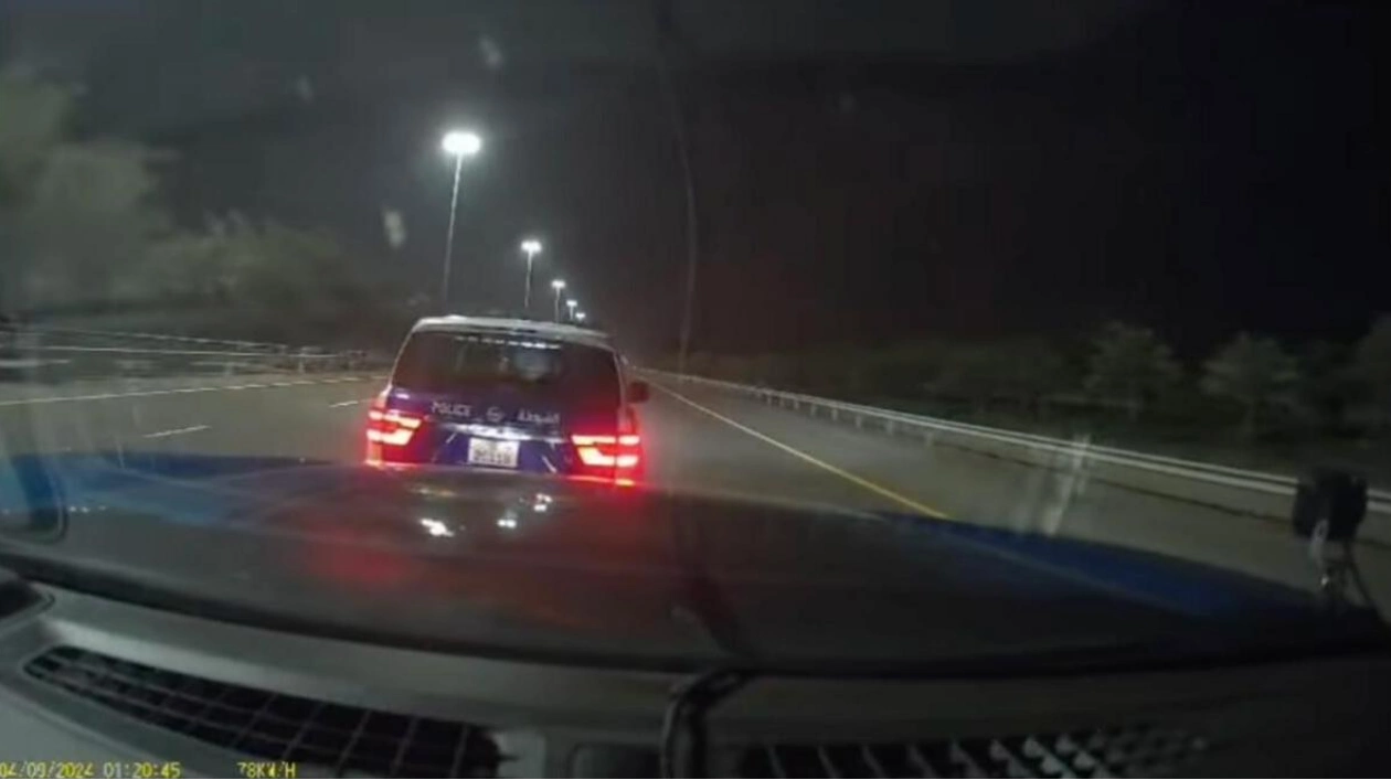 Abu Dhabi Police Skillfully Rescue Driver with Malfunctioning Cruise Control