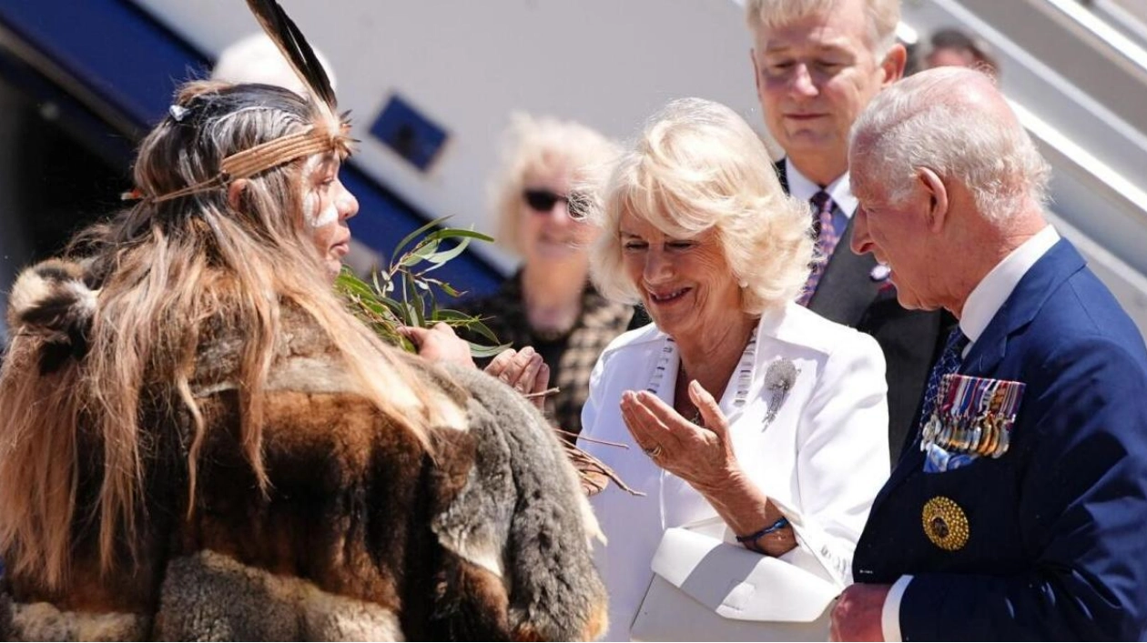 Traditional Smoking Ceremony Marks Start of Royal Visit