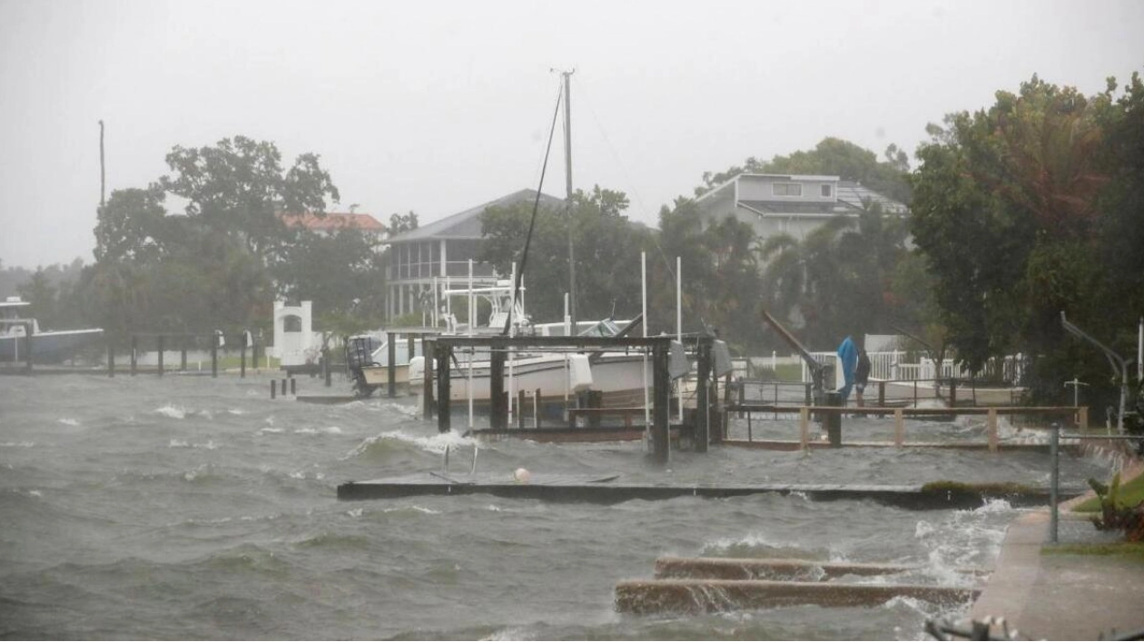 UAE Mission Advises Caution for Florida Residents Amid Storm Debbie