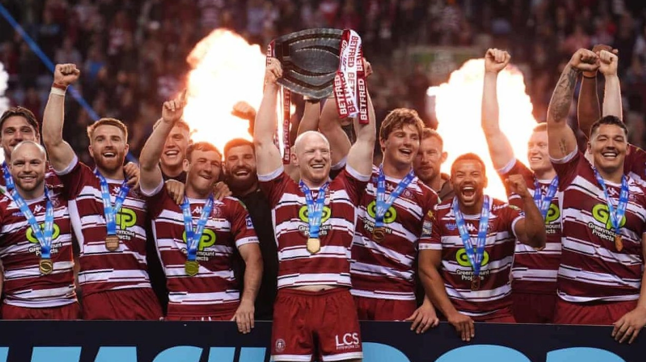 Wigan Dominate Salford to Secure Second Consecutive League Leader’s Shield