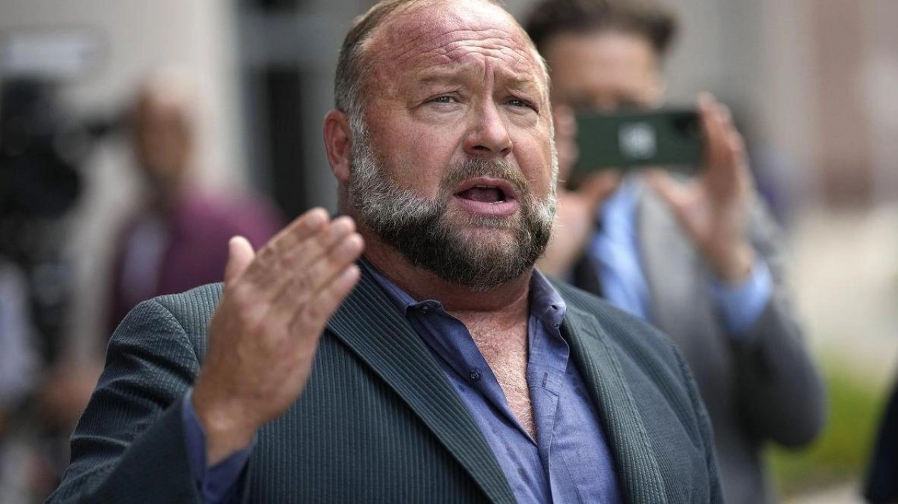 Judge Blocks Sale of Infowars to The Onion