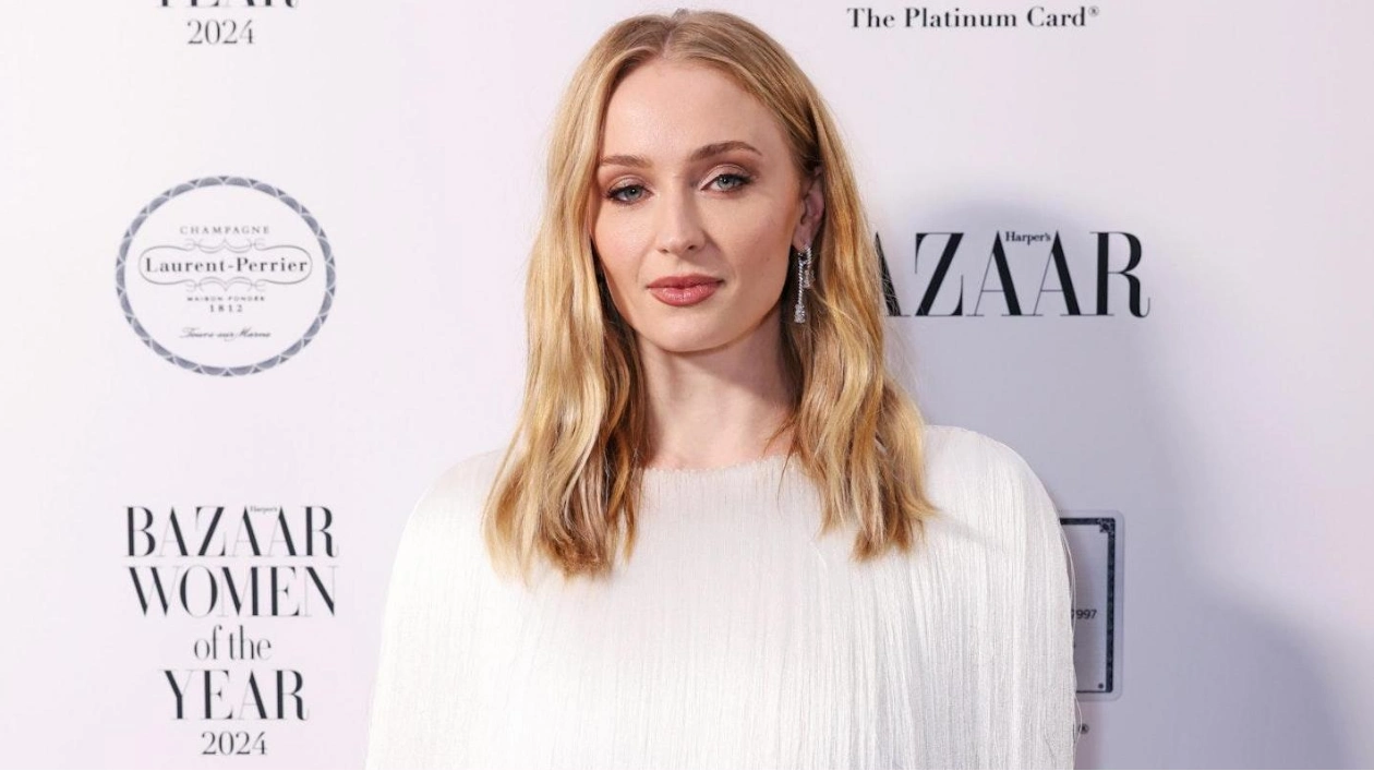 Sophie Turner in Talks to Play Lara Croft in Tomb Raider Series