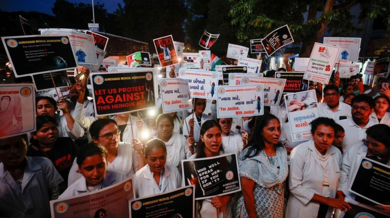 Junior Doctors in India Continue Strike for Justice