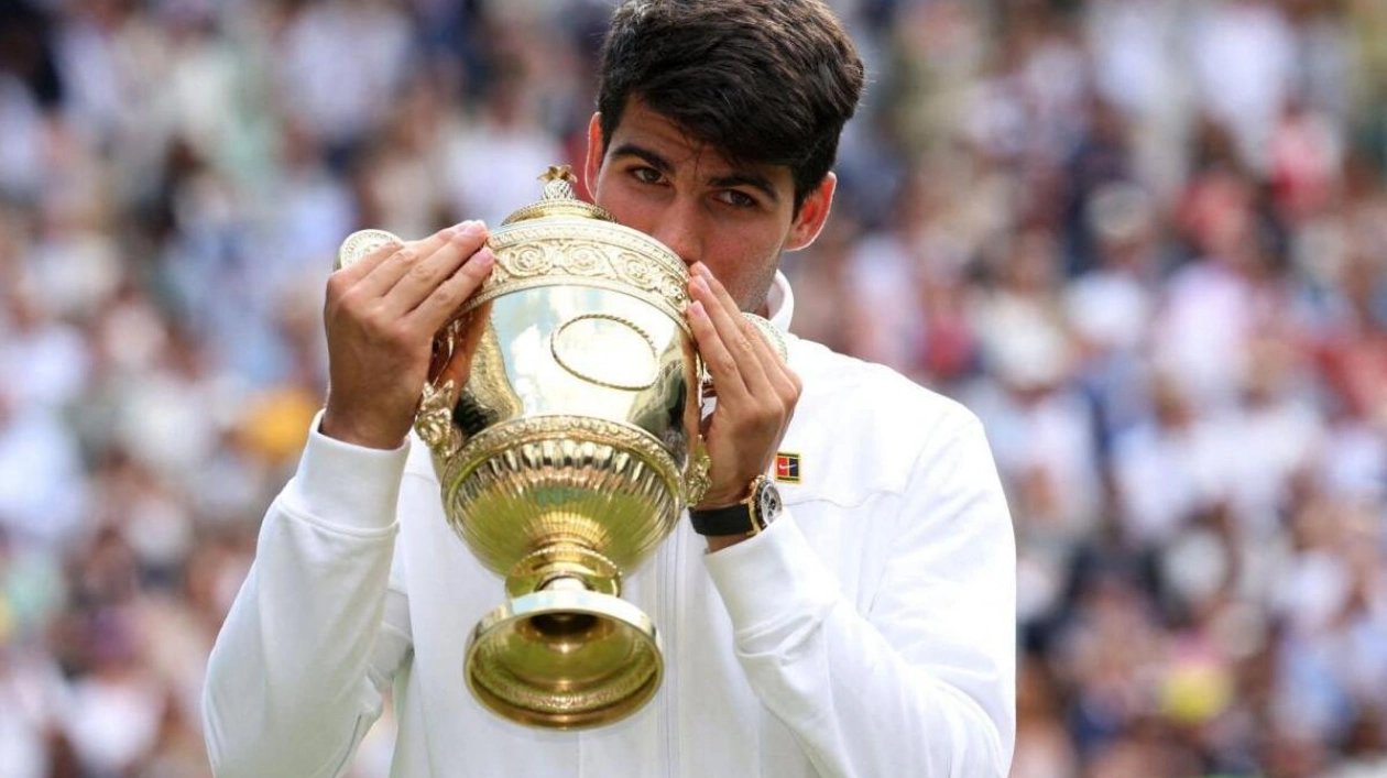 Carlos Alcaraz Retains Wimbledon Title, Signals New Era in Men's Tennis