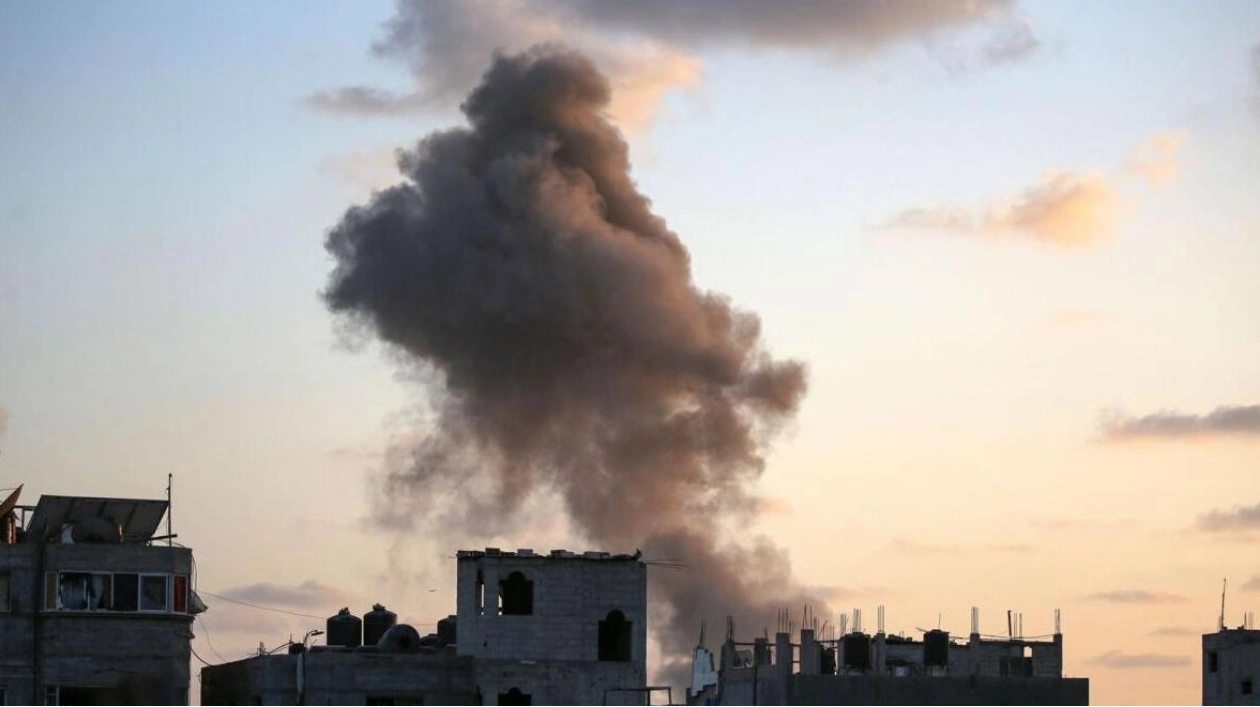 Crucial Ceasefire Talks in Gaza Amid Ongoing Conflict