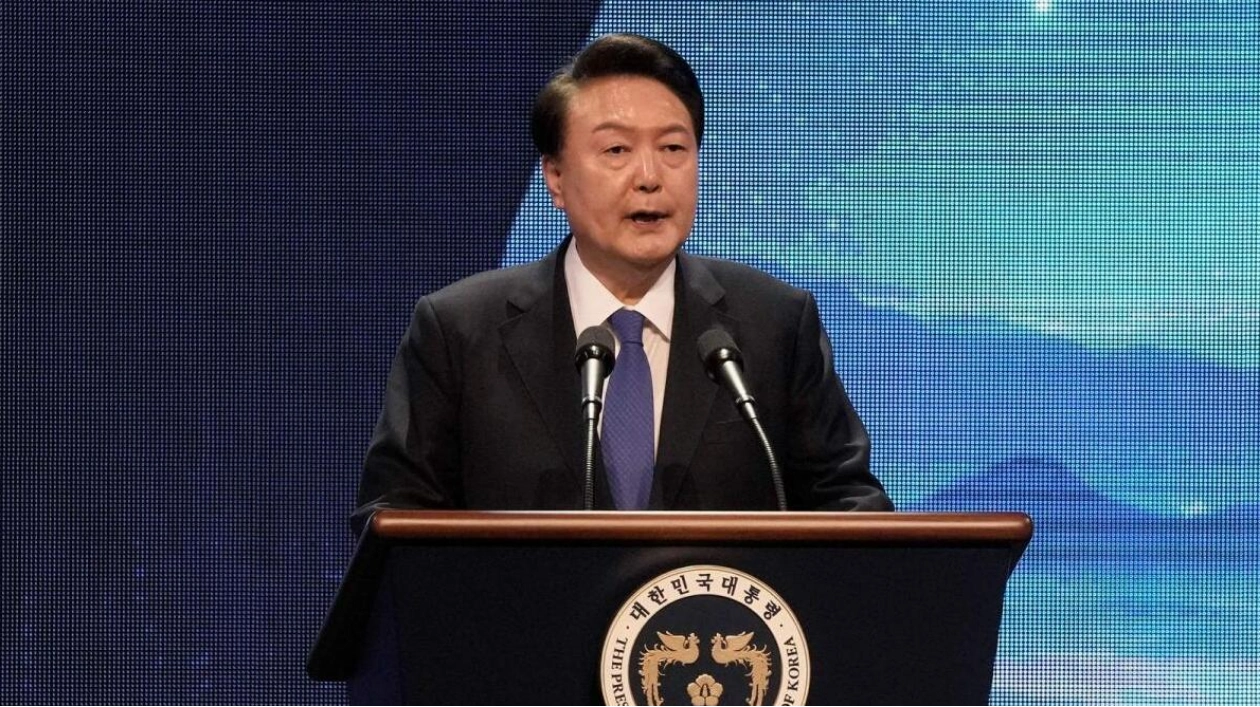 Online Petition for South Korean President's Impeachment Faces Technical Hurdles