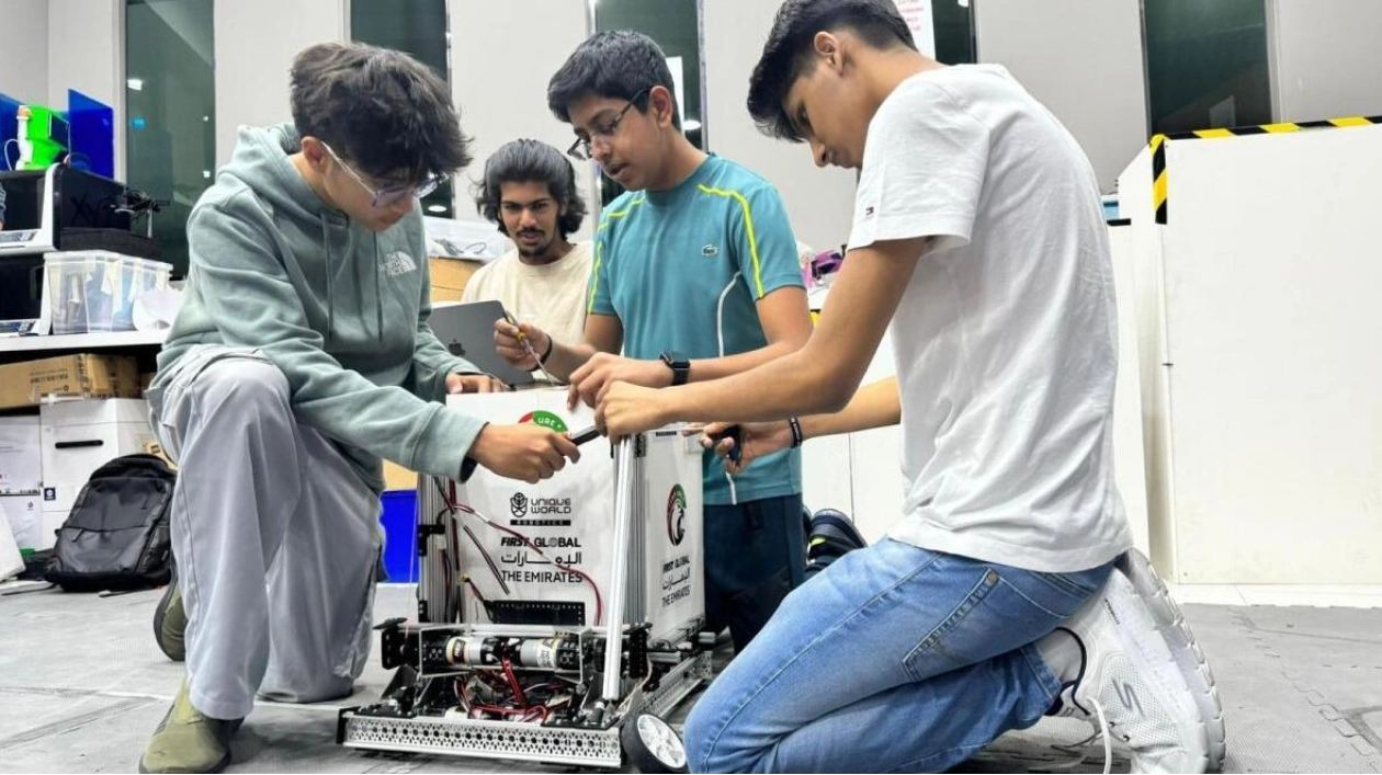 UAE Students Head to Athens with Microplastic-Detecting Robot