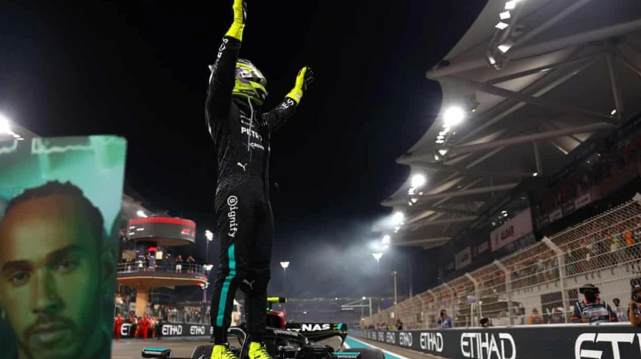 Lewis Hamilton Bids Farewell to Mercedes with Abu Dhabi Grand Prix