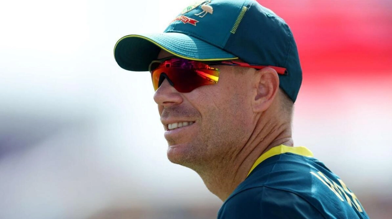 David Warner Offers to Come Out of Retirement for India Series