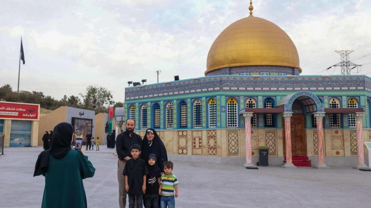 Far-Right Minister Leads Prayer at Al Aqsa Mosque