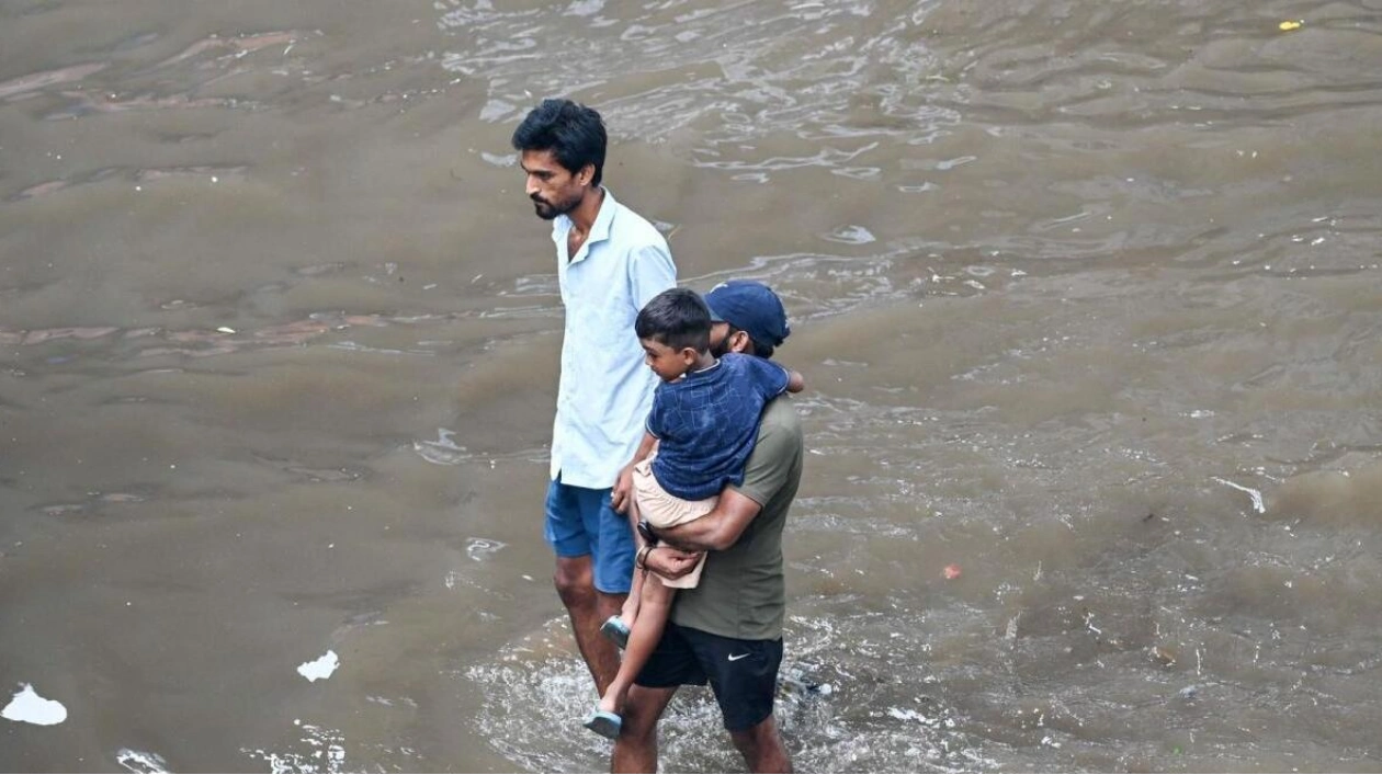 Torrential Rain Floods Mumbai, Kills Four