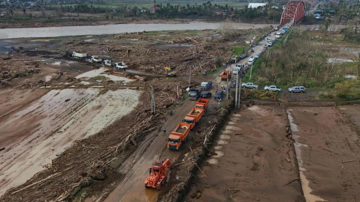 Typhoon Man-yi Nears Storm-Weary Philippines