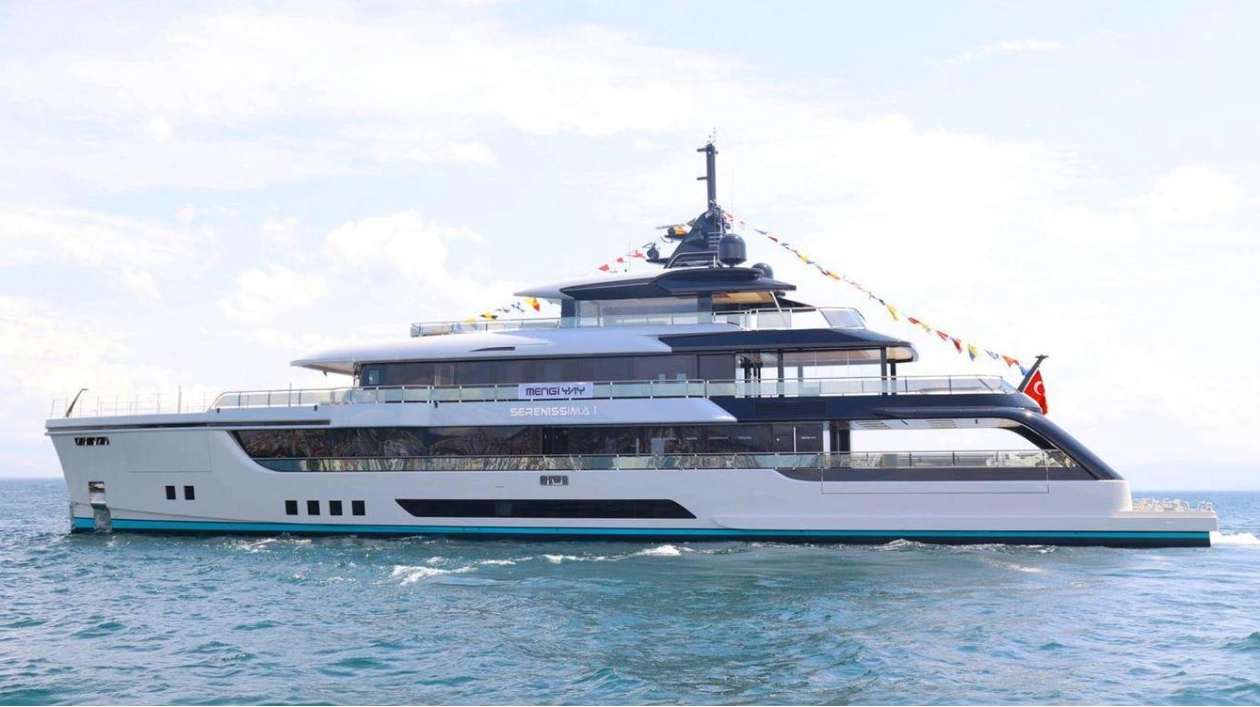 Mengi Yay Delivers First Serenissima I Series Yacht