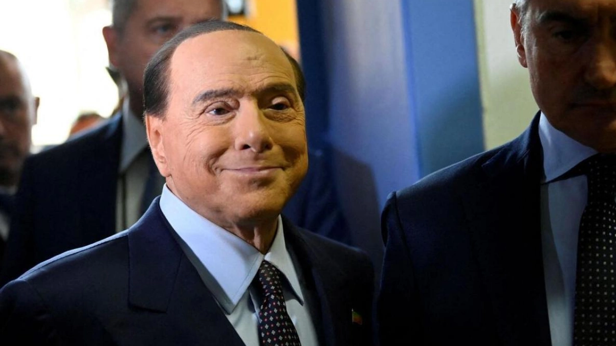 Family of Silvio Berlusconi Unconsulted on Airport Renaming