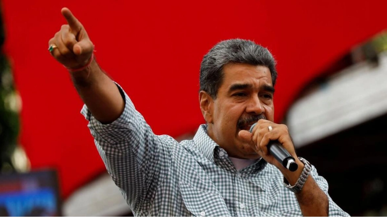 US Seizes Plane Used by Venezuelan President Maduro Over Sanctions Violation